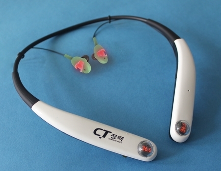 EARPHONE THERMOMETER